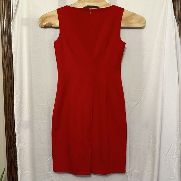 Calvin Klein Sheath Dress Size 8‎ Red Sleeveless Modern Career Classic - Picture 2 of 4